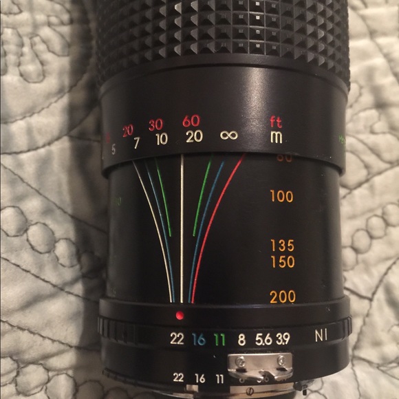 Lens - Picture 5 of 6